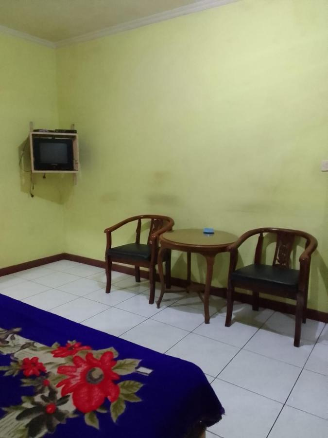 Hotel Oyo 93146 Lamin Indah à Puncak Extérieur photo